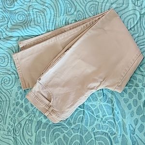 Basic Editions sz 14